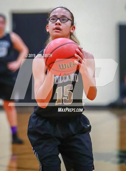 Thumbnail 3 in Volcano Vista vs. La Cueva (Albuquerque Metro Championships) photogallery.