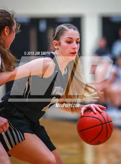 Thumbnail 2 in Volcano Vista vs. La Cueva (Albuquerque Metro Championships) photogallery.