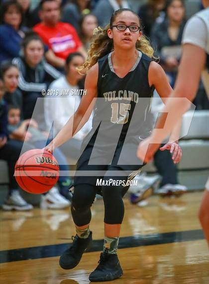 Thumbnail 3 in Volcano Vista vs. La Cueva (Albuquerque Metro Championships) photogallery.