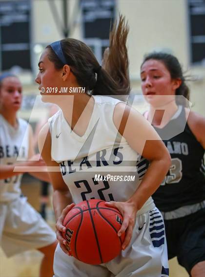 Thumbnail 2 in Volcano Vista vs. La Cueva (Albuquerque Metro Championships) photogallery.