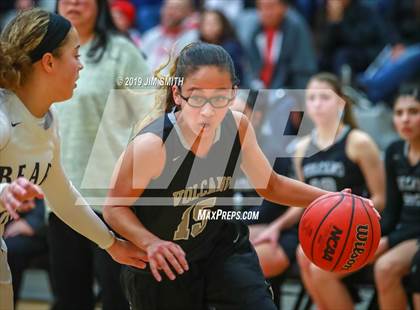 Thumbnail 3 in Volcano Vista vs. La Cueva (Albuquerque Metro Championships) photogallery.