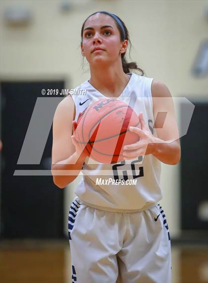 Thumbnail 1 in Volcano Vista vs. La Cueva (Albuquerque Metro Championships) photogallery.
