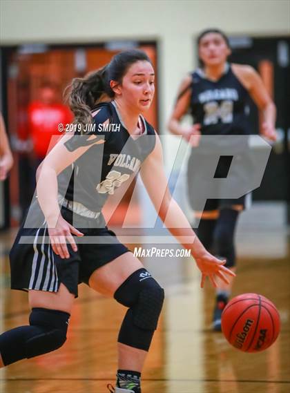 Thumbnail 1 in Volcano Vista vs. La Cueva (Albuquerque Metro Championships) photogallery.