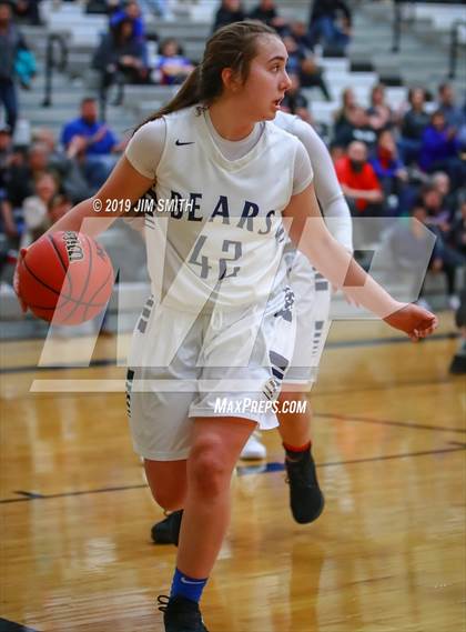 Thumbnail 1 in Volcano Vista vs. La Cueva (Albuquerque Metro Championships) photogallery.