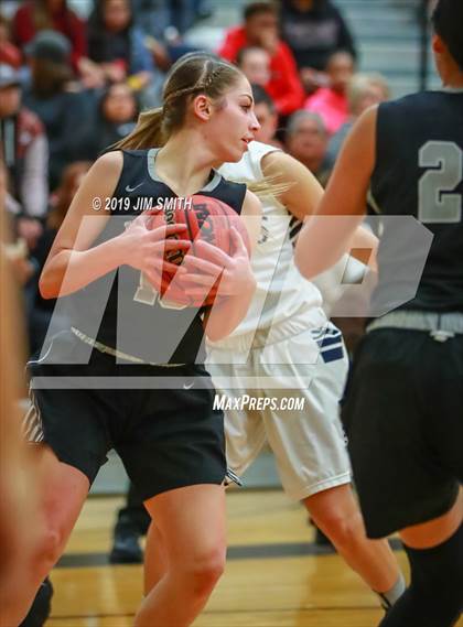 Thumbnail 3 in Volcano Vista vs. La Cueva (Albuquerque Metro Championships) photogallery.