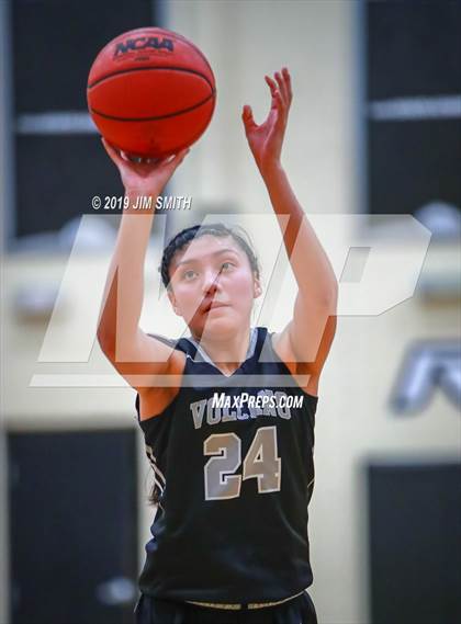 Thumbnail 1 in Volcano Vista vs. La Cueva (Albuquerque Metro Championships) photogallery.