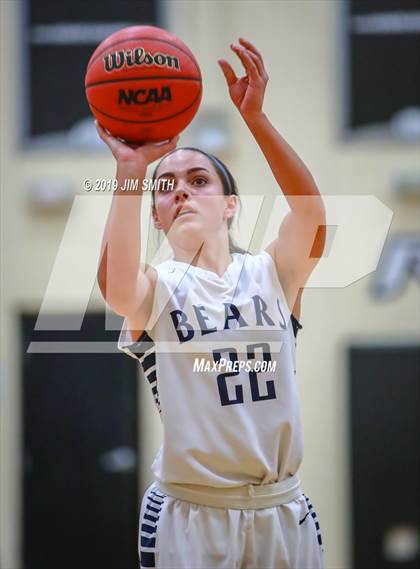 Thumbnail 1 in Volcano Vista vs. La Cueva (Albuquerque Metro Championships) photogallery.