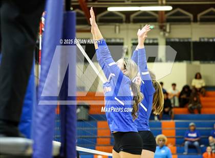 Thumbnail 3 in Lakeland @ Bartow photogallery.