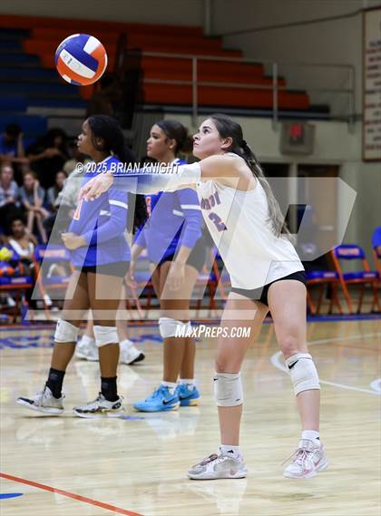 Thumbnail 1 in Lakeland @ Bartow photogallery.