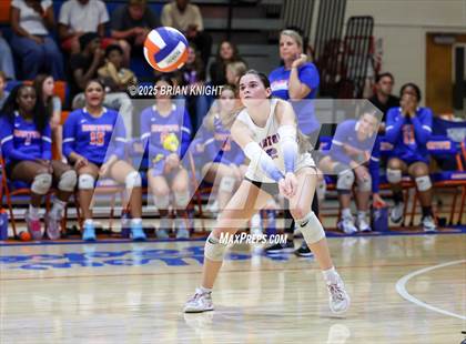 Thumbnail 3 in Lakeland @ Bartow photogallery.
