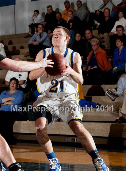 Thumbnail 2 in Ryle vs. Newport Central Catholic photogallery.