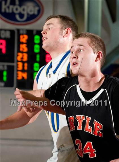 Thumbnail 3 in Ryle vs. Newport Central Catholic photogallery.