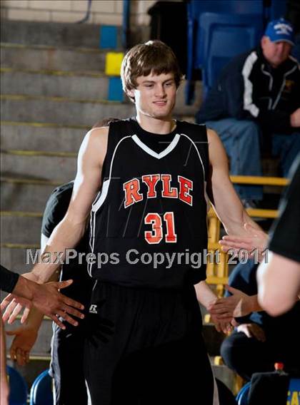 Thumbnail 3 in Ryle vs. Newport Central Catholic photogallery.