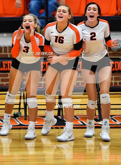 Thumbnail 1 in Denton Guyer @ Aledo photogallery.