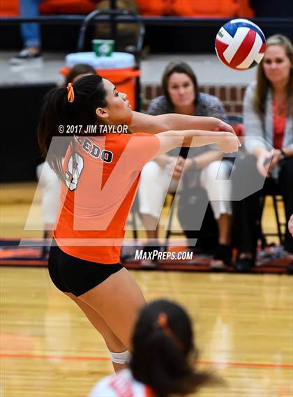 Thumbnail 2 in Denton Guyer @ Aledo photogallery.