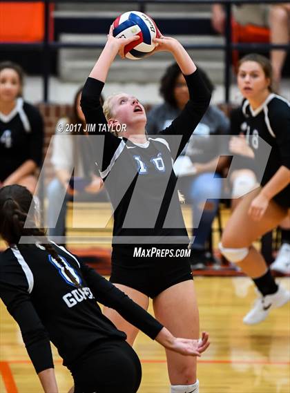 Thumbnail 2 in Denton Guyer @ Aledo photogallery.