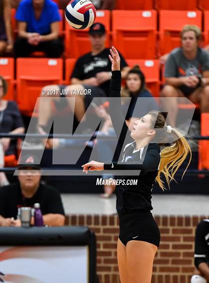 Thumbnail 3 in Denton Guyer @ Aledo photogallery.