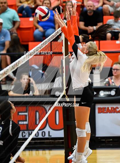 Thumbnail 3 in Denton Guyer @ Aledo photogallery.