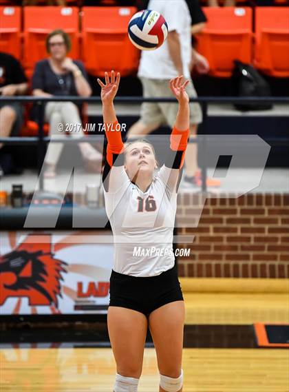 Thumbnail 2 in Denton Guyer @ Aledo photogallery.