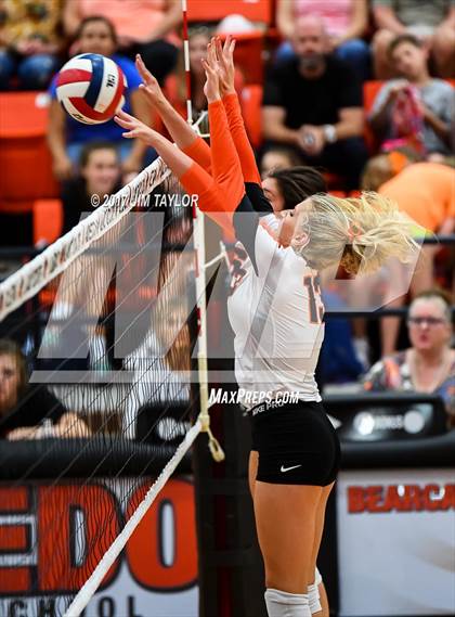 Thumbnail 2 in Denton Guyer @ Aledo photogallery.