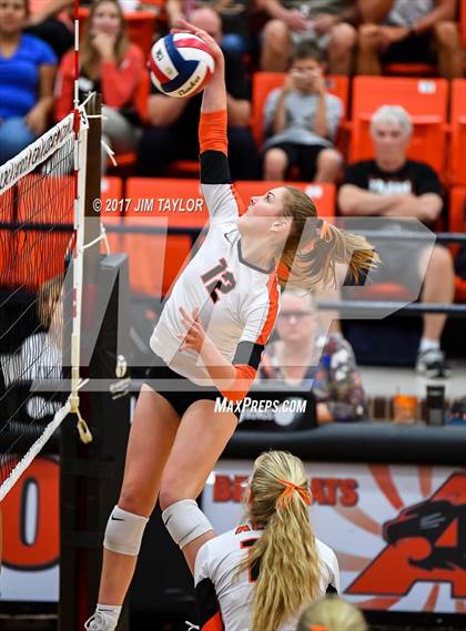 Thumbnail 2 in Denton Guyer @ Aledo photogallery.