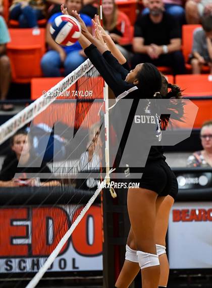 Thumbnail 2 in Denton Guyer @ Aledo photogallery.