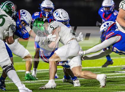 Thumbnail 1 in Dickinson vs. Strake Jesuit (UIL 6A D1 Football Regional Semifinal) photogallery.