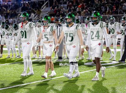 Thumbnail 3 in Dickinson vs. Strake Jesuit (UIL 6A D1 Football Regional Semifinal) photogallery.