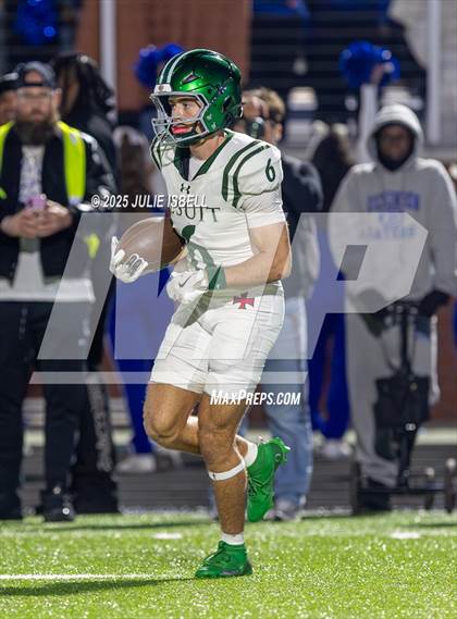 Thumbnail 2 in Dickinson vs. Strake Jesuit (UIL 6A D1 Football Regional Semifinal) photogallery.