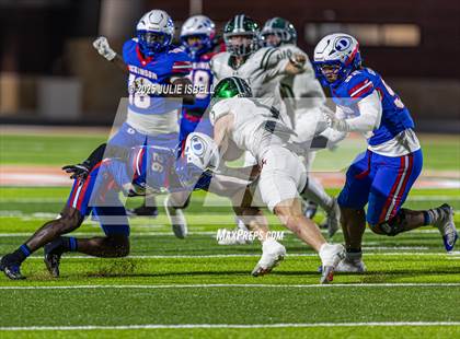 Thumbnail 2 in Dickinson vs. Strake Jesuit (UIL 6A D1 Football Regional Semifinal) photogallery.