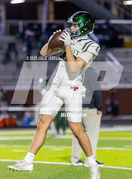 Thumbnail 1 in Dickinson vs. Strake Jesuit (UIL 6A D1 Football Regional Semifinal) photogallery.