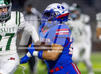Thumbnail 3 in Dickinson vs. Strake Jesuit (UIL 6A D1 Football Regional Semifinal) photogallery.