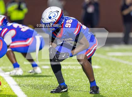 Thumbnail 3 in Dickinson vs. Strake Jesuit (UIL 6A D1 Football Regional Semifinal) photogallery.