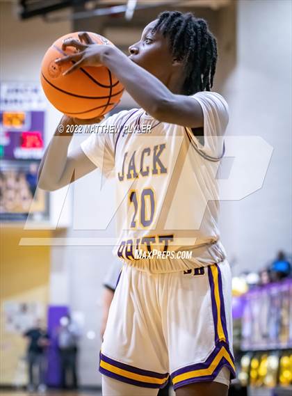 Thumbnail 3 in South View @ Jack Britt photogallery.