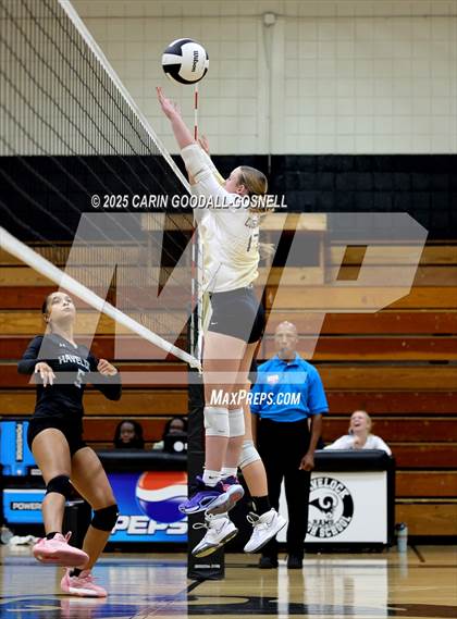 Thumbnail 1 in JV: Croatan @ Havelock photogallery.