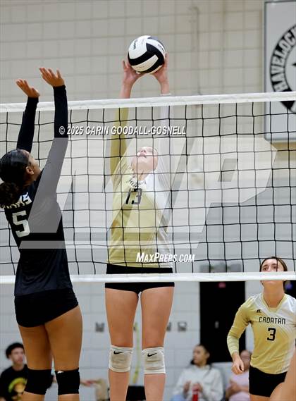 Thumbnail 3 in JV: Croatan @ Havelock photogallery.