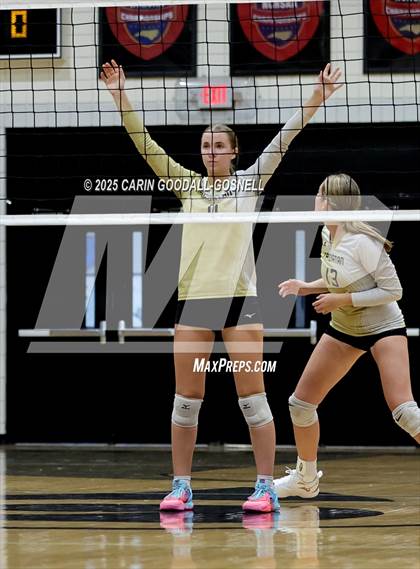 Thumbnail 1 in JV: Croatan @ Havelock photogallery.