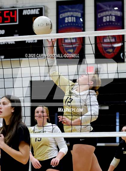 Thumbnail 3 in JV: Croatan @ Havelock photogallery.