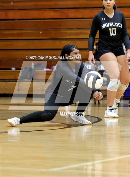 Thumbnail 2 in JV: Croatan @ Havelock photogallery.