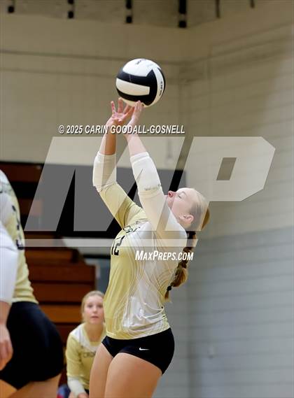 Thumbnail 2 in JV: Croatan @ Havelock photogallery.