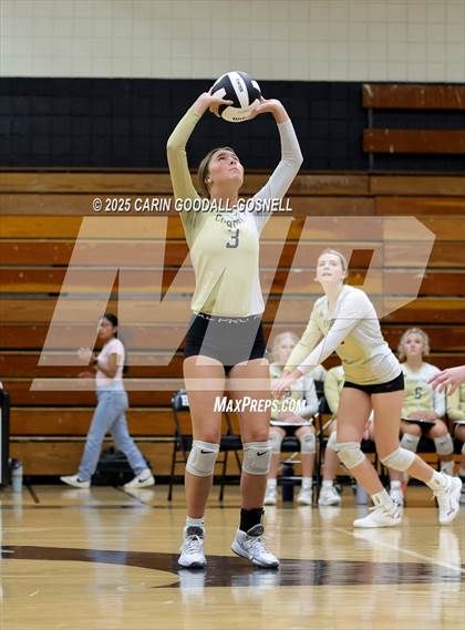 Thumbnail 2 in JV: Croatan @ Havelock photogallery.