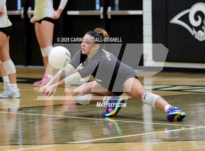 Thumbnail 2 in JV: Croatan @ Havelock photogallery.