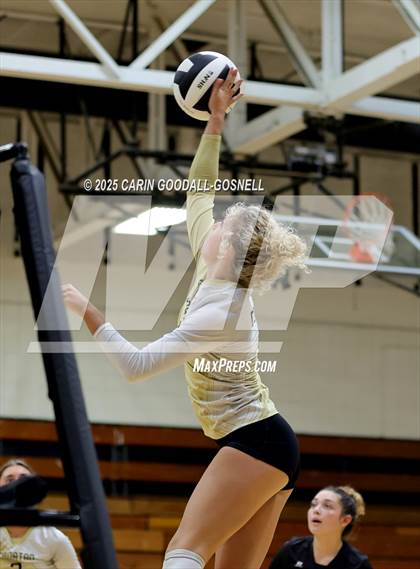 Thumbnail 1 in JV: Croatan @ Havelock photogallery.