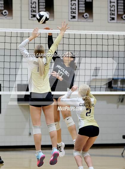 Thumbnail 1 in JV: Croatan @ Havelock photogallery.