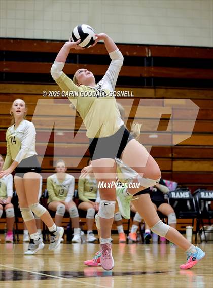 Thumbnail 2 in JV: Croatan @ Havelock photogallery.