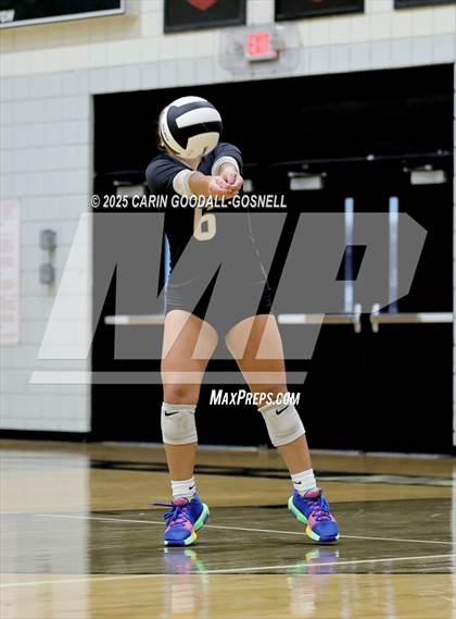 Thumbnail 2 in JV: Croatan @ Havelock photogallery.