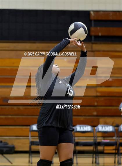 Thumbnail 2 in JV: Croatan @ Havelock photogallery.