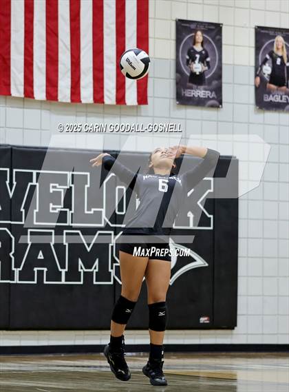 Thumbnail 2 in JV: Croatan @ Havelock photogallery.