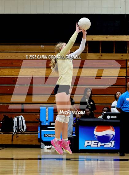 Thumbnail 1 in JV: Croatan @ Havelock photogallery.