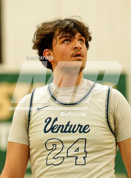 Thumbnail 2 in King's Academy vs. Venture Academy photogallery.